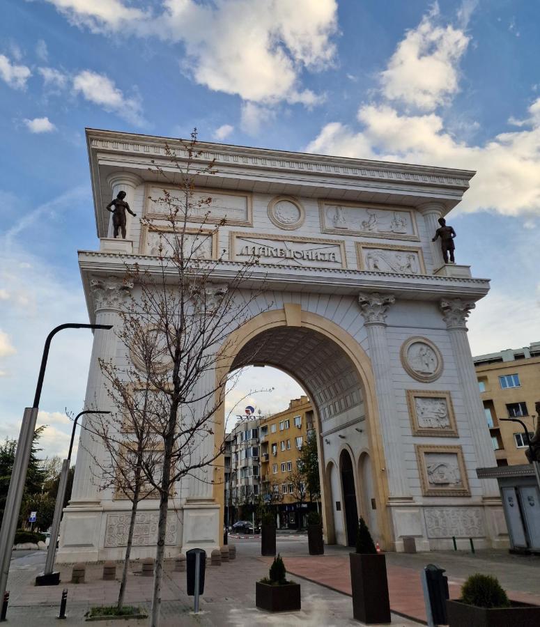 Hotel Macedonia Square Üsküp Dış mekan fotoğraf