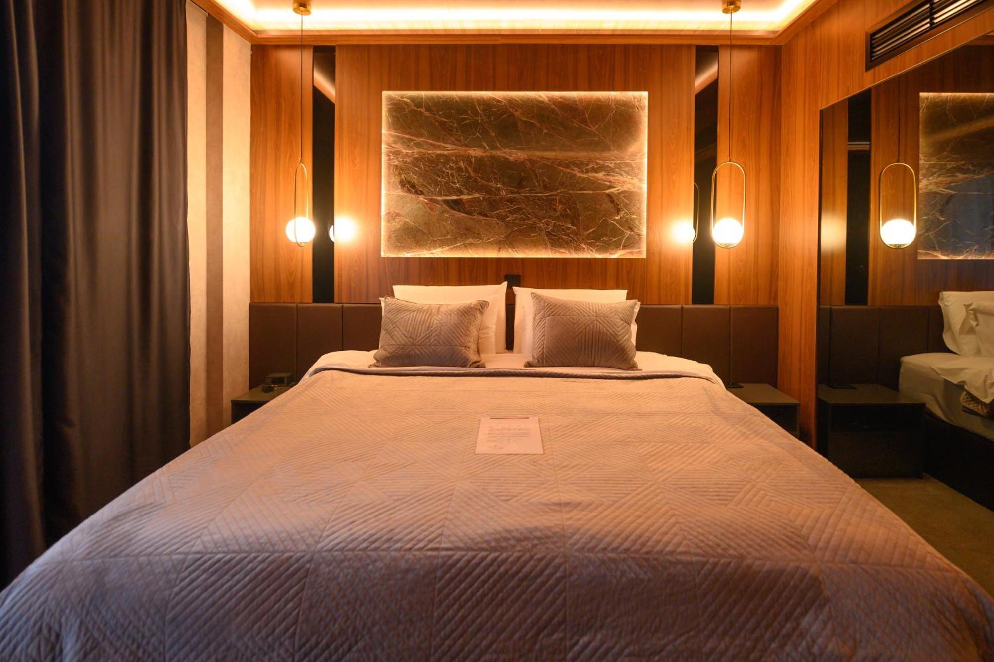 Hotel Macedonia Square Üsküp Dış mekan fotoğraf