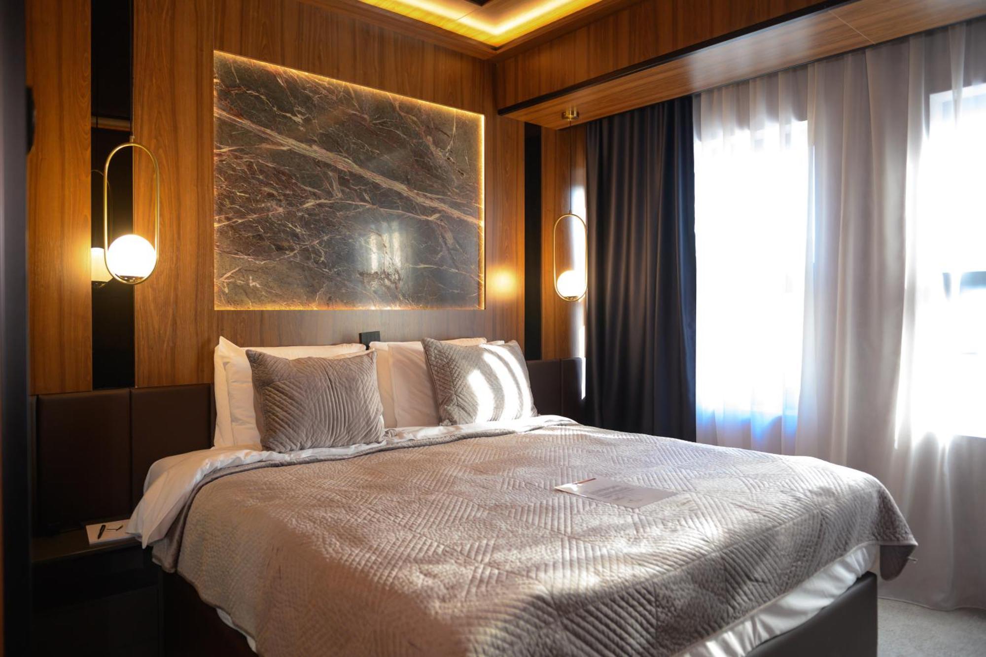 Hotel Macedonia Square Üsküp Dış mekan fotoğraf