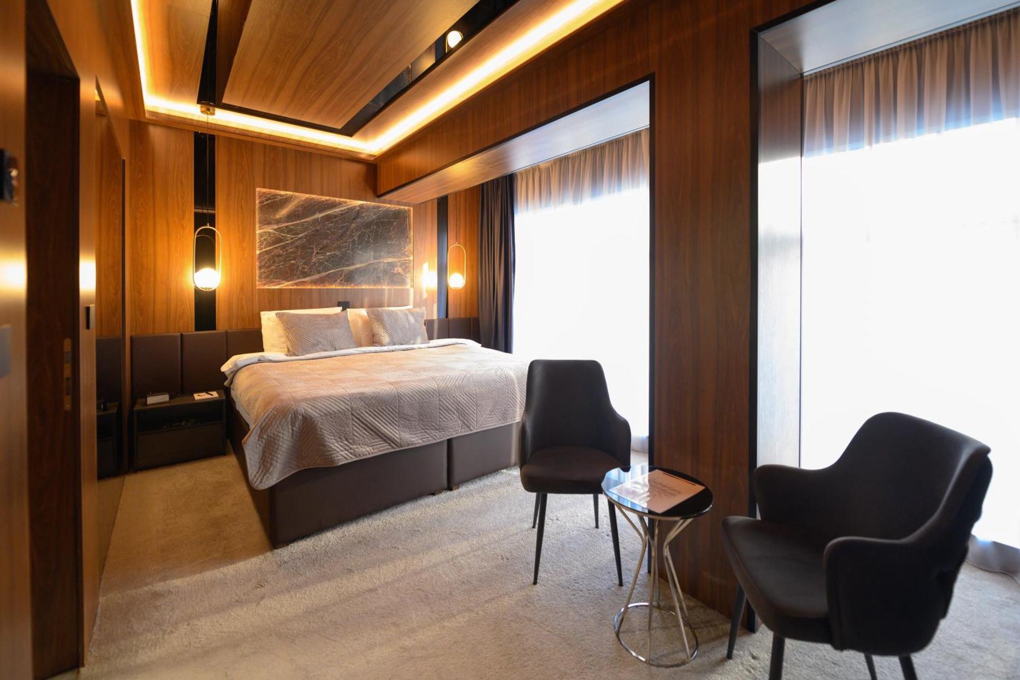 Hotel Macedonia Square Üsküp Dış mekan fotoğraf