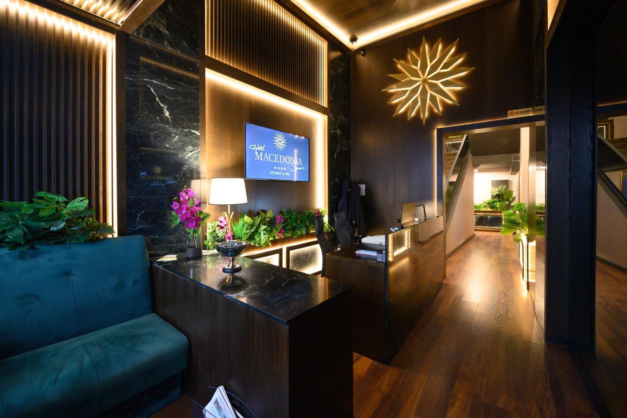 Hotel Macedonia Square Üsküp Dış mekan fotoğraf