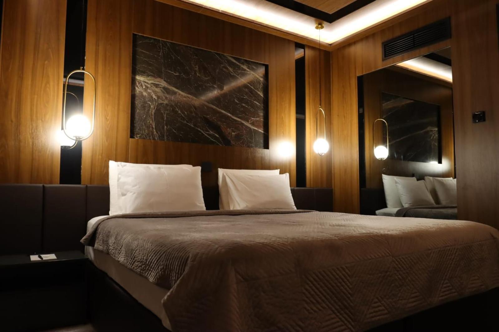Hotel Macedonia Square Üsküp Dış mekan fotoğraf